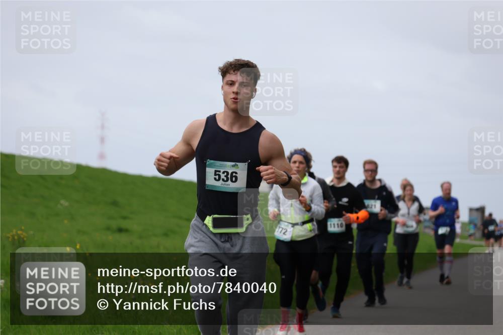 04.05.2025 - 8. Wedeler Halbmarathon Yannick Fuchs http://msf.ph/oto/7840040 04.05.2025 11:47:38 Laufen 6, 536, 772, 1110 meine-sportfotos.de