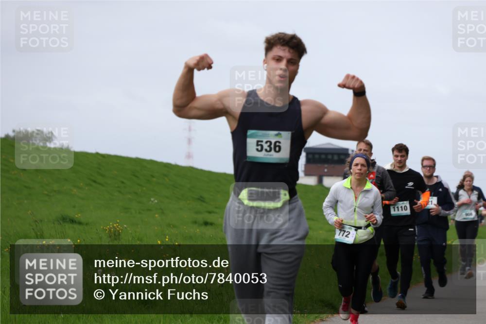 04.05.2025 - 8. Wedeler Halbmarathon Yannick Fuchs http://msf.ph/oto/7840053 04.05.2025 11:47:39 Laufen 536, 772, 1110 meine-sportfotos.de