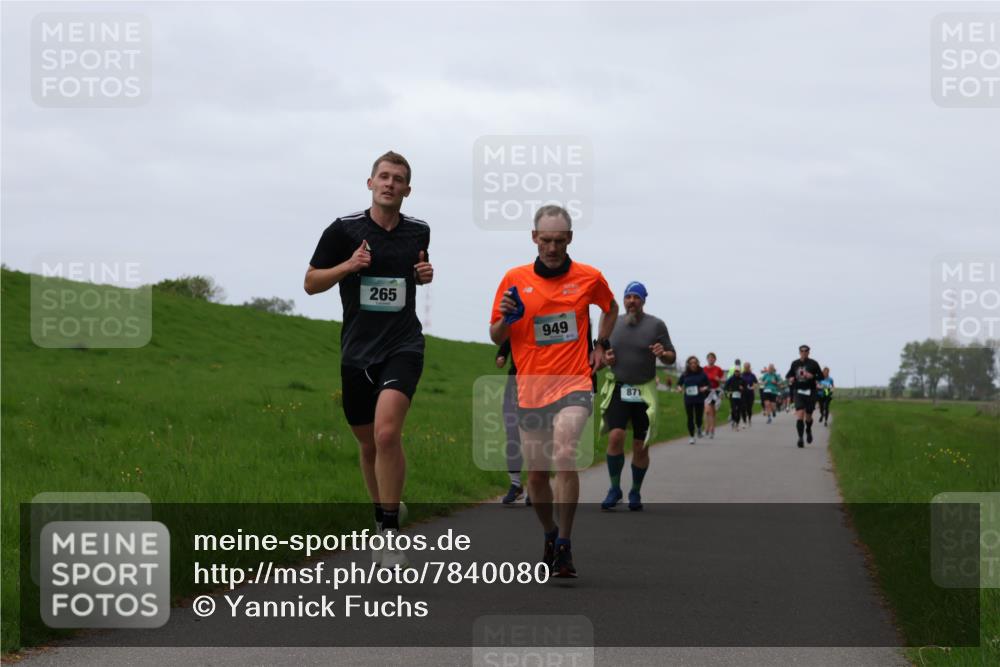 04.05.2025 - 8. Wedeler Halbmarathon Yannick Fuchs http://msf.ph/oto/7840080 04.05.2025 11:26:43 Laufen 265, 949, 871 meine-sportfotos.de