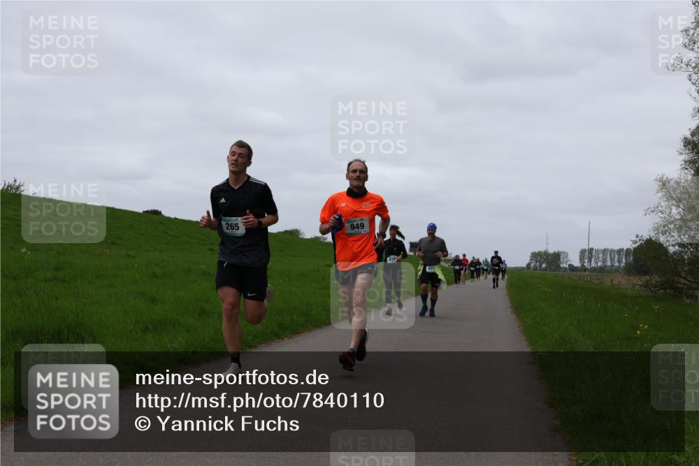 04.05.2025 - 8. Wedeler Halbmarathon Yannick Fuchs http://msf.ph/oto/7840110 04.05.2025 11:26:44 Laufen 265, 949, 870, 871 meine-sportfotos.de