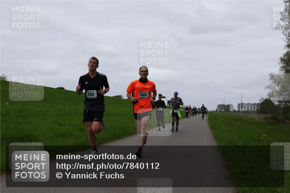 04.05.2025 - 8. Wedeler Halbmarathon Yannick Fuchs http://msf.ph/oto/7840112 04.05.2025 11:26:44 Laufen 265, 949, 870, 871 meine-sportfotos.de