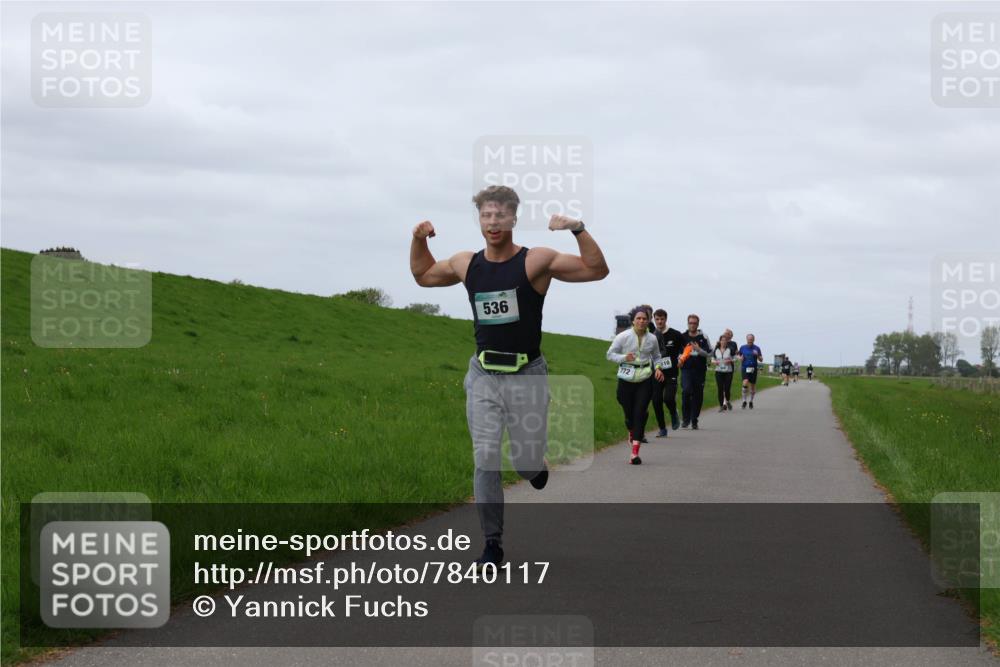 04.05.2025 - 8. Wedeler Halbmarathon Yannick Fuchs http://msf.ph/oto/7840117 04.05.2025 11:47:40 Laufen 536 meine-sportfotos.de