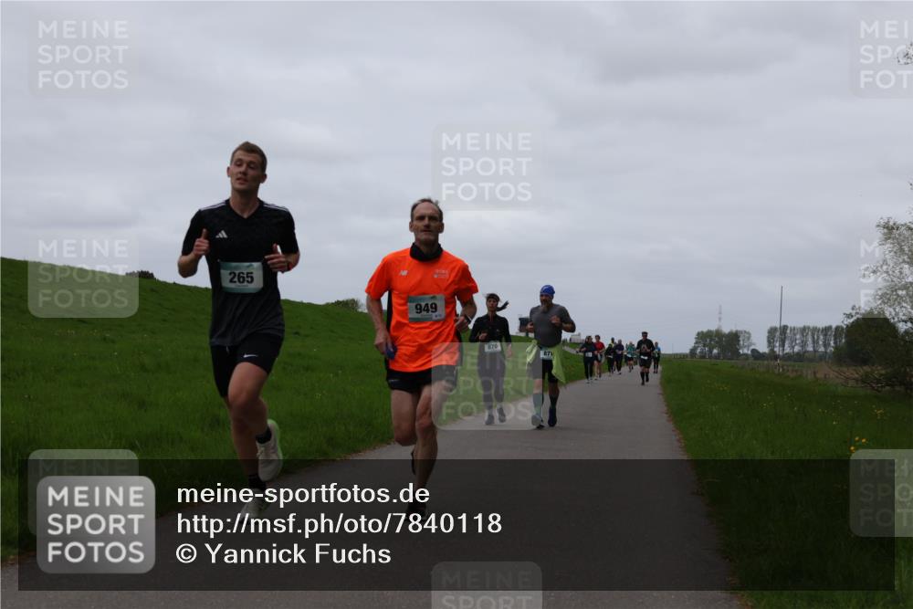 04.05.2025 - 8. Wedeler Halbmarathon Yannick Fuchs http://msf.ph/oto/7840118 04.05.2025 11:26:44 Laufen 265, 949, 870, 871 meine-sportfotos.de