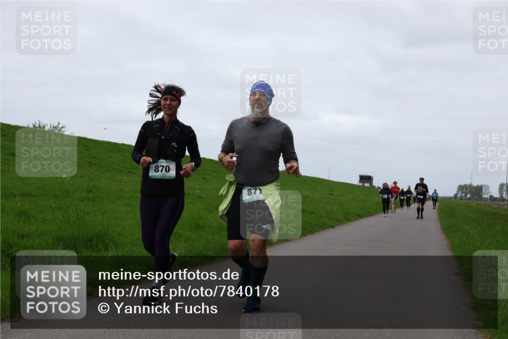 04.05.2025 - 8. Wedeler Halbmarathon Yannick Fuchs http://msf.ph/oto/7840178 04.05.2025 11:26:48 Laufen 870, 871 meine-sportfotos.de