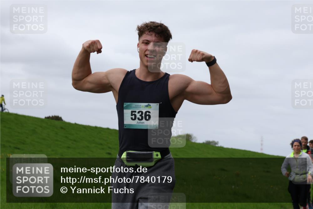 04.05.2025 - 8. Wedeler Halbmarathon Yannick Fuchs http://msf.ph/oto/7840179 04.05.2025 11:47:41 Laufen 25, 536 meine-sportfotos.de