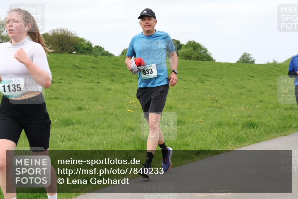 04.05.2025 - 8. Wedeler Halbmarathon Lena Gebhardt http://msf.ph/oto/7840233 04.05.2025 11:47:21 Laufen 66, 1135, 833 meine-sportfotos.de
