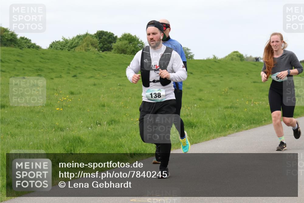 04.05.2025 - 8. Wedeler Halbmarathon Lena Gebhardt http://msf.ph/oto/7840245 04.05.2025 11:47:23 Laufen 138 meine-sportfotos.de