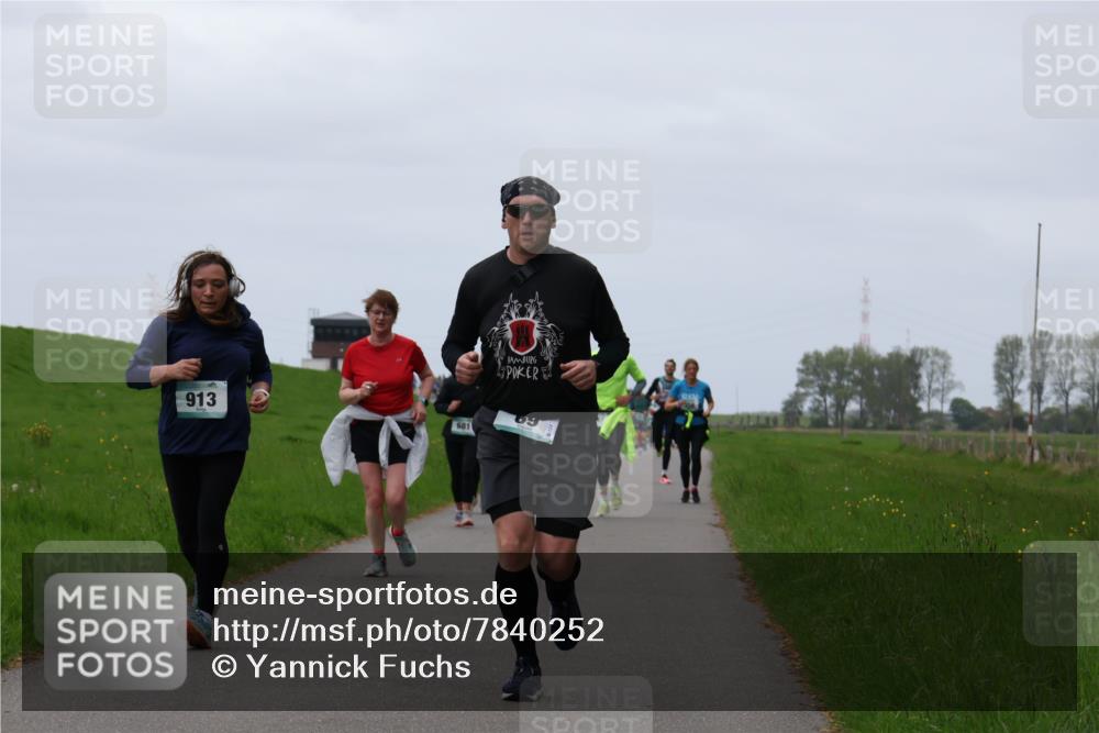 04.05.2025 - 8. Wedeler Halbmarathon Yannick Fuchs http://msf.ph/oto/7840252 04.05.2025 11:26:55 Laufen 913, 681, 69 meine-sportfotos.de