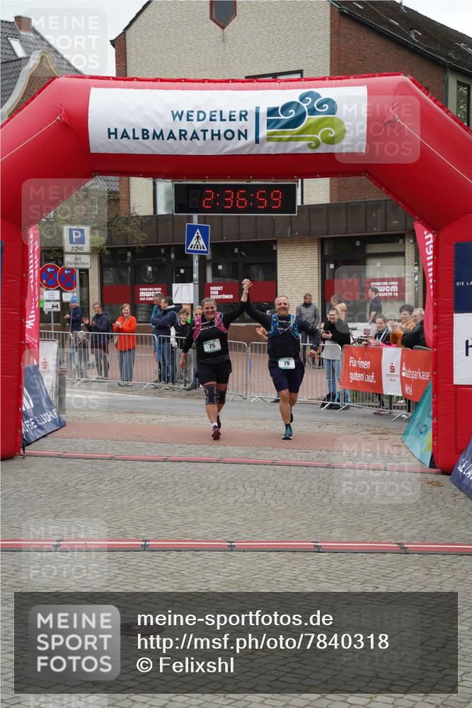 04.05.2025 - 8. Wedeler Halbmarathon Felixshl http://msf.ph/oto/7840318 04.05.2025 12:36:57 Ziel 75, 76 meine-sportfotos.de