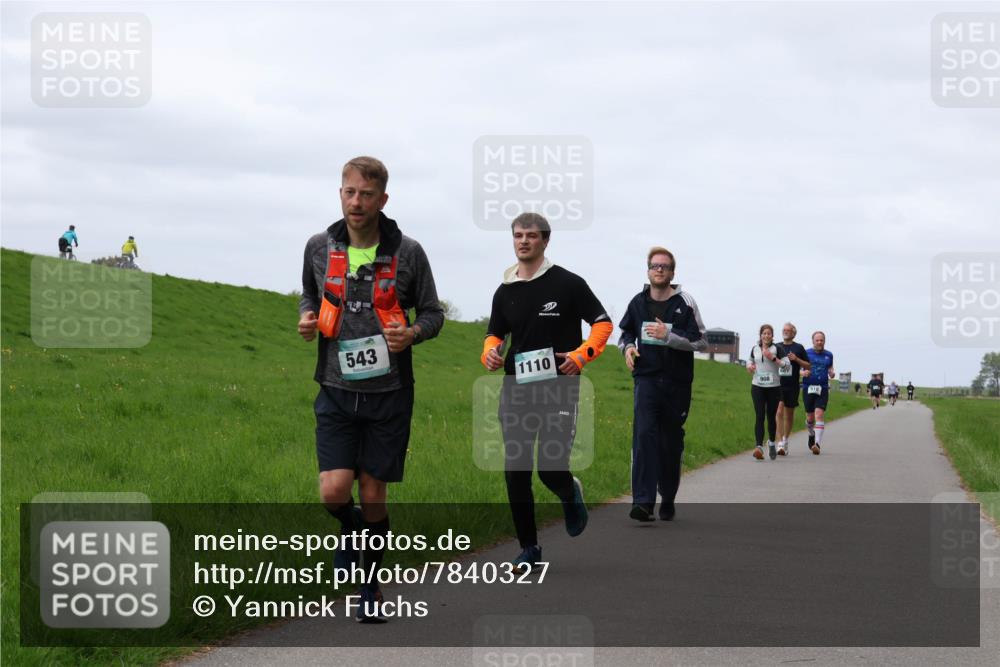 04.05.2025 - 8. Wedeler Halbmarathon Yannick Fuchs http://msf.ph/oto/7840327 04.05.2025 11:47:46 Laufen 543, 1110, 518 meine-sportfotos.de