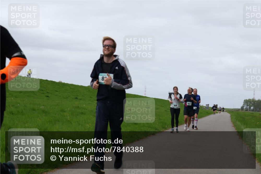 04.05.2025 - 8. Wedeler Halbmarathon Yannick Fuchs http://msf.ph/oto/7840388 04.05.2025 11:47:48 Laufen 8, 908, 661, 518 meine-sportfotos.de