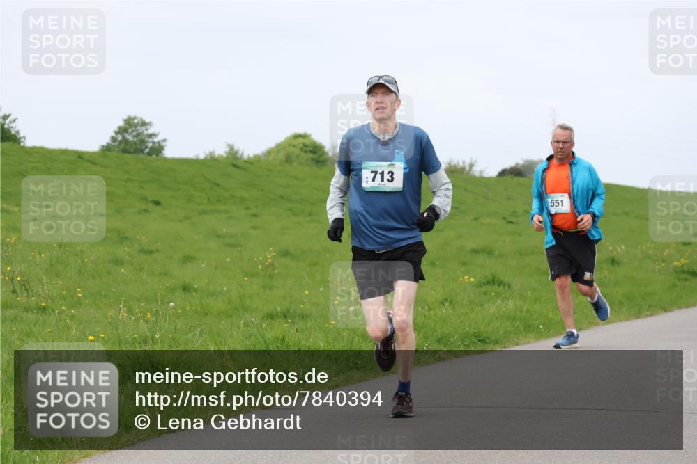 04.05.2025 - 8. Wedeler Halbmarathon Lena Gebhardt http://msf.ph/oto/7840394 04.05.2025 11:48:15 Laufen 713, 551 meine-sportfotos.de