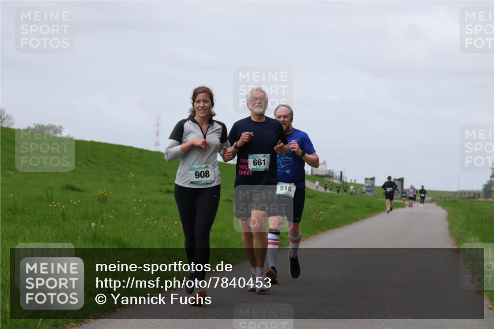 04.05.2025 - 8. Wedeler Halbmarathon Yannick Fuchs http://msf.ph/oto/7840453 04.05.2025 11:47:50 Laufen 908, 661, 518 meine-sportfotos.de