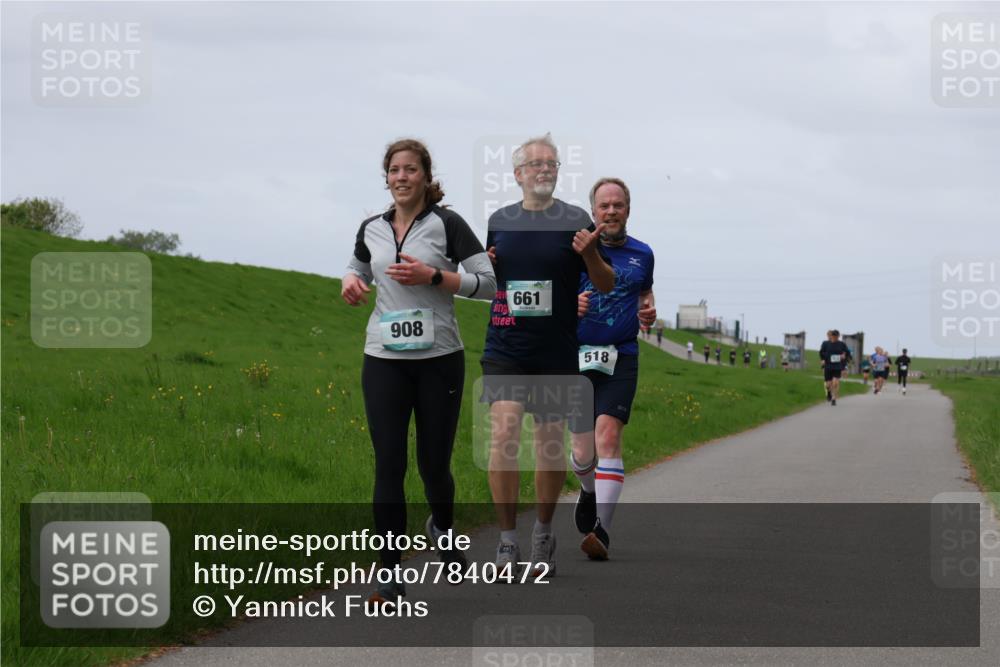 04.05.2025 - 8. Wedeler Halbmarathon Yannick Fuchs http://msf.ph/oto/7840472 04.05.2025 11:47:50 Laufen 908, 661, 518 meine-sportfotos.de