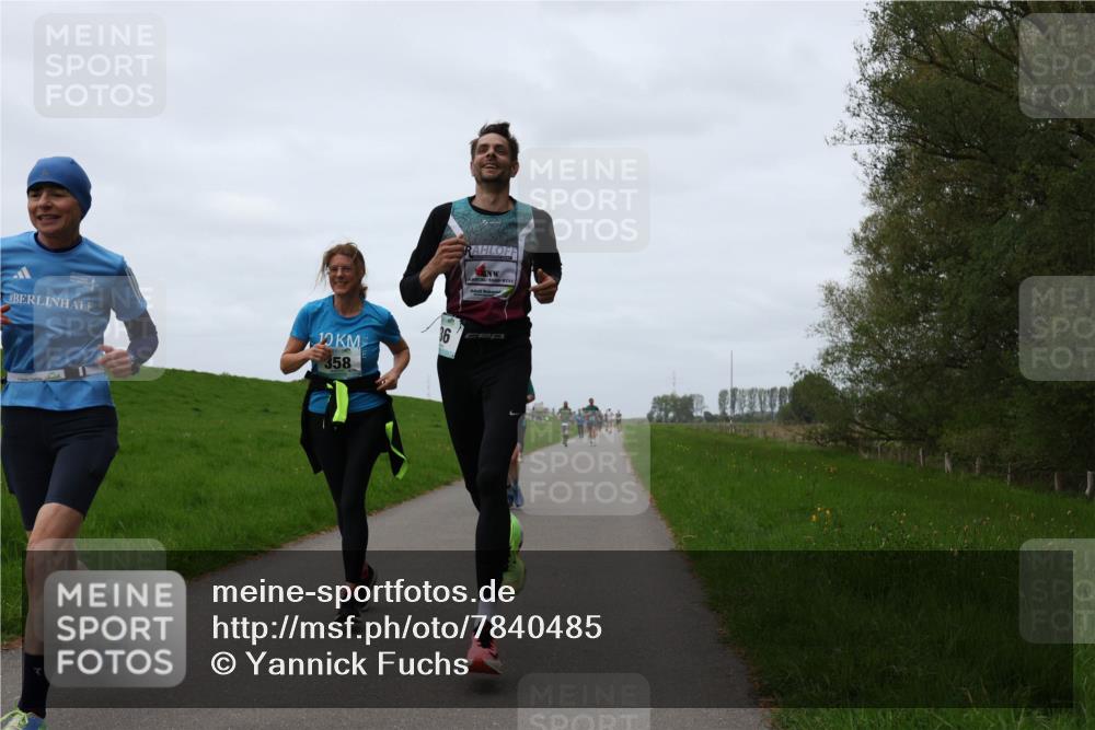 04.05.2025 - 8. Wedeler Halbmarathon Yannick Fuchs http://msf.ph/oto/7840485 04.05.2025 11:27:08 Laufen 10, 358, 19 meine-sportfotos.de
