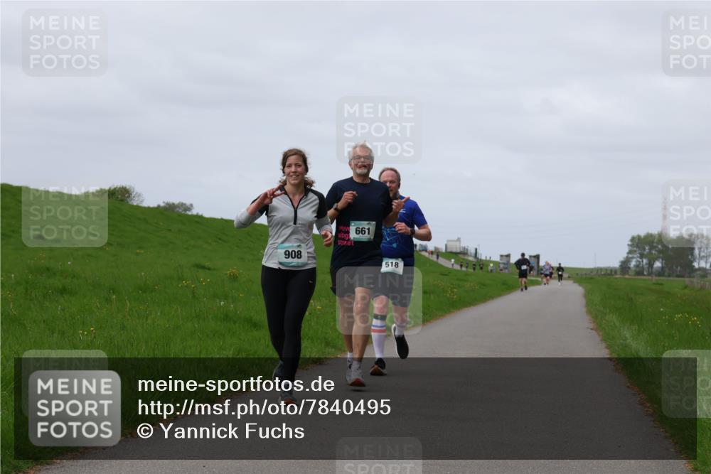 04.05.2025 - 8. Wedeler Halbmarathon Yannick Fuchs http://msf.ph/oto/7840495 04.05.2025 11:47:50 Laufen 908, 661, 518 meine-sportfotos.de