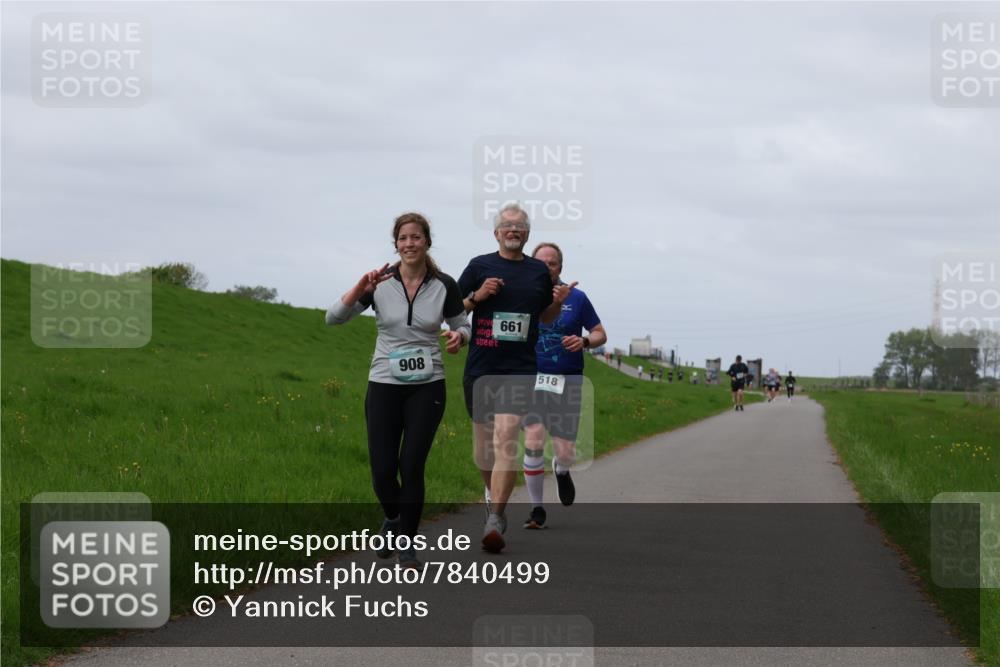 04.05.2025 - 8. Wedeler Halbmarathon Yannick Fuchs http://msf.ph/oto/7840499 04.05.2025 11:47:50 Laufen 908, 661, 518 meine-sportfotos.de