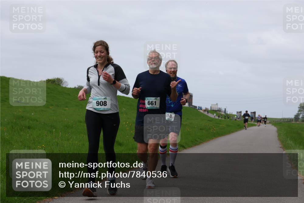 04.05.2025 - 8. Wedeler Halbmarathon Yannick Fuchs http://msf.ph/oto/7840536 04.05.2025 11:47:51 Laufen 908, 661, 518 meine-sportfotos.de