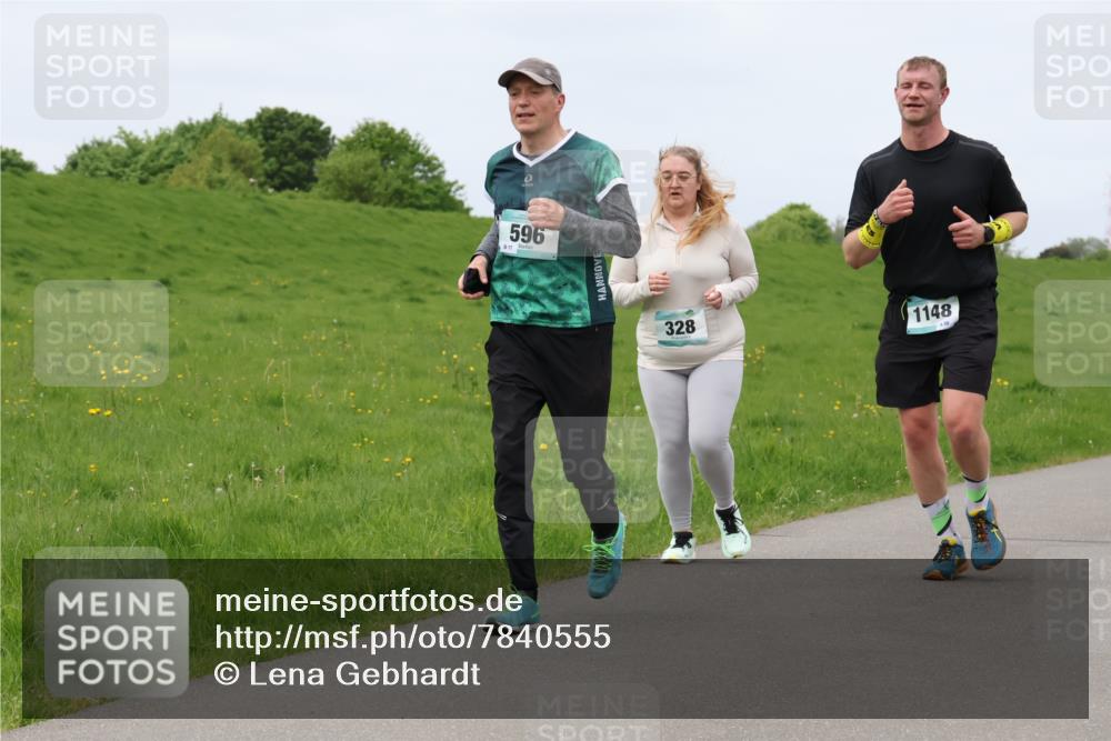 04.05.2025 - 8. Wedeler Halbmarathon Lena Gebhardt http://msf.ph/oto/7840555 04.05.2025 11:49:11 Laufen 596, 817, 328, 1148 meine-sportfotos.de