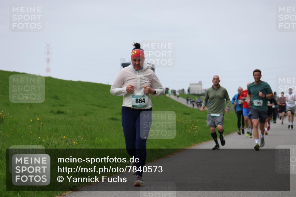 04.05.2025 - 8. Wedeler Halbmarathon Yannick Fuchs http://msf.ph/oto/7840573 04.05.2025 11:27:12 Laufen 864, 199 meine-sportfotos.de