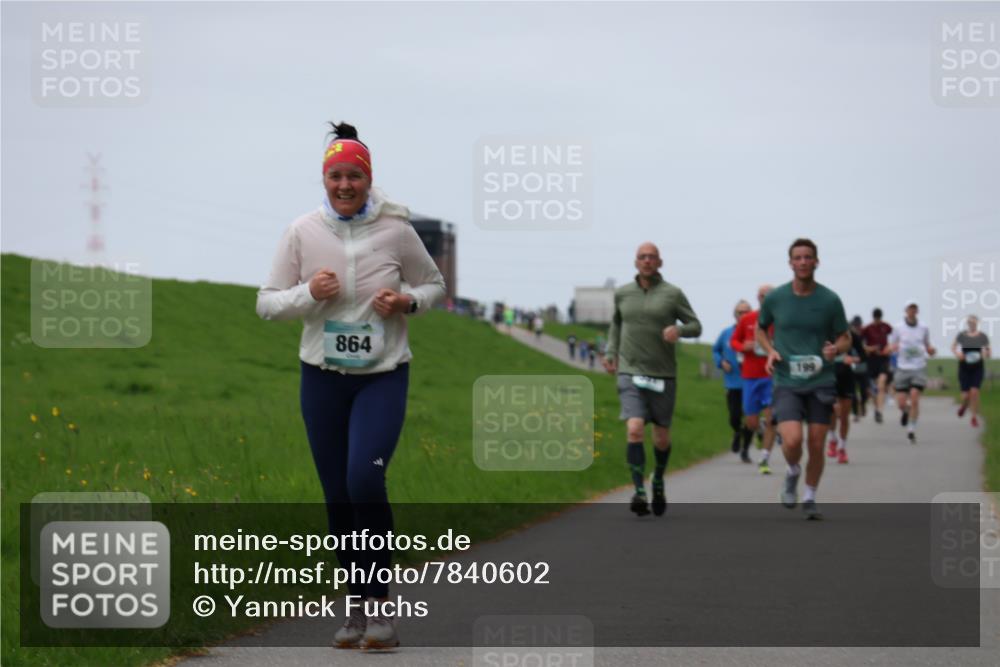 04.05.2025 - 8. Wedeler Halbmarathon Yannick Fuchs http://msf.ph/oto/7840602 04.05.2025 11:27:12 Laufen 864, 199 meine-sportfotos.de