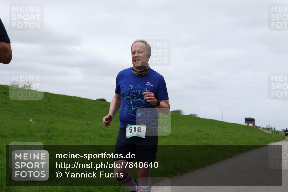 04.05.2025 - 8. Wedeler Halbmarathon Yannick Fuchs http://msf.ph/oto/7840640 04.05.2025 11:47:55 Laufen 518 meine-sportfotos.de