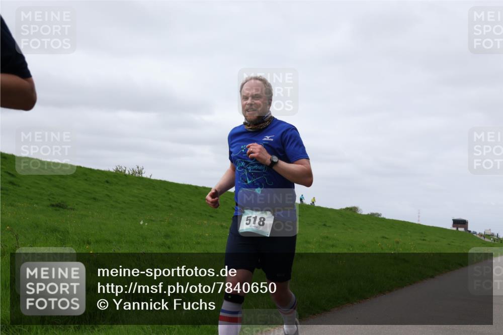 04.05.2025 - 8. Wedeler Halbmarathon Yannick Fuchs http://msf.ph/oto/7840650 04.05.2025 11:47:55 Laufen 518 meine-sportfotos.de