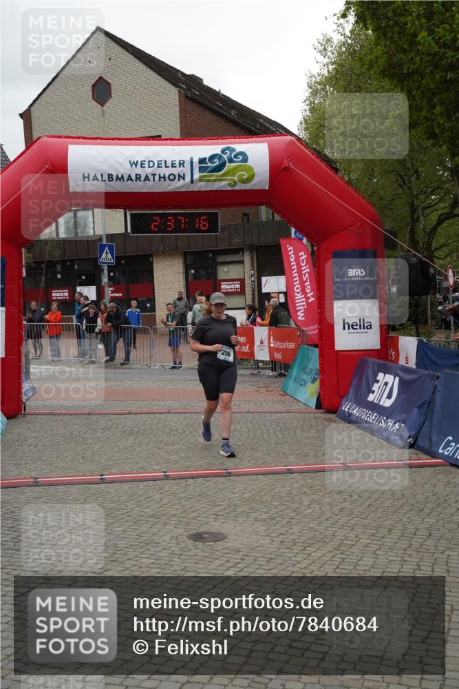 04.05.2025 - 8. Wedeler Halbmarathon Felixshl http://msf.ph/oto/7840684 04.05.2025 12:37:14 Ziel 206 meine-sportfotos.de