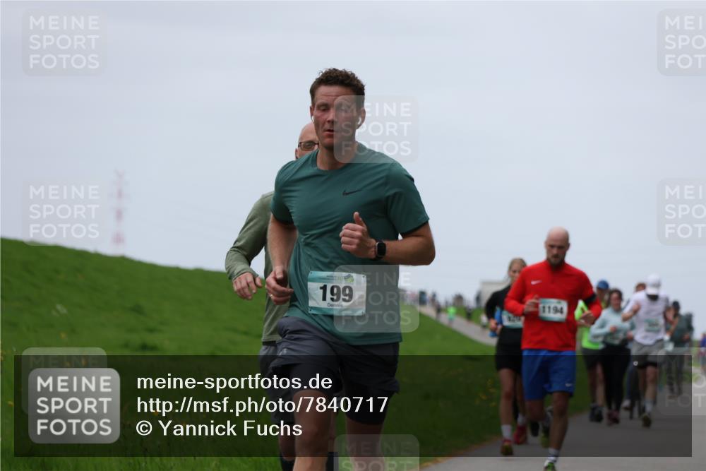 04.05.2025 - 8. Wedeler Halbmarathon Yannick Fuchs http://msf.ph/oto/7840717 04.05.2025 11:27:19 Laufen 199, 1194 meine-sportfotos.de