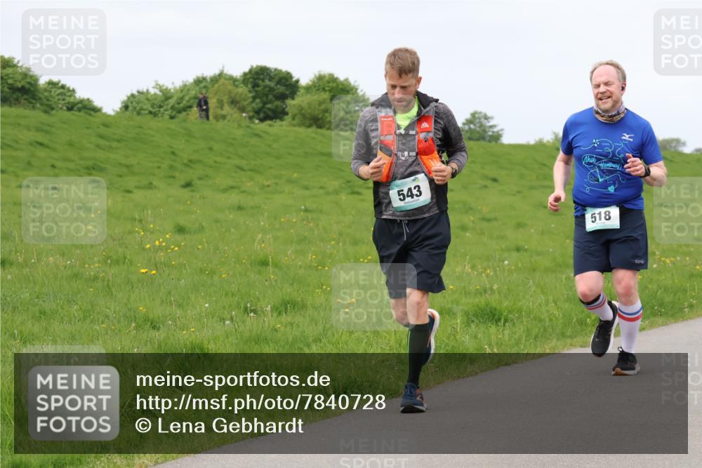 04.05.2025 - 8. Wedeler Halbmarathon Lena Gebhardt http://msf.ph/oto/7840728 04.05.2025 11:49:57 Laufen 543, 518 meine-sportfotos.de