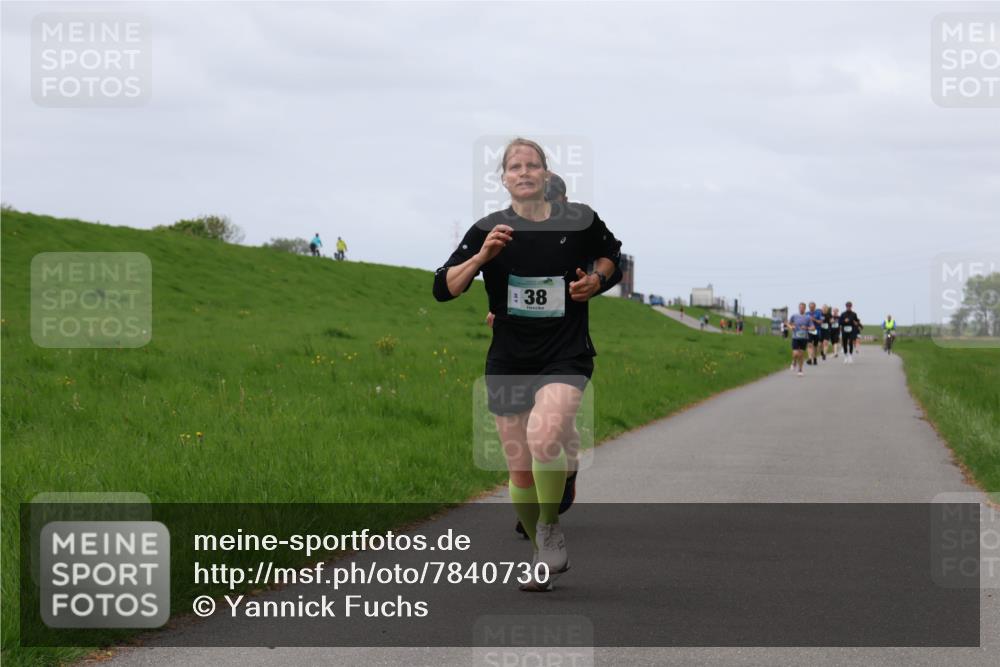 04.05.2025 - 8. Wedeler Halbmarathon Yannick Fuchs http://msf.ph/oto/7840730 04.05.2025 11:48:14 Laufen 38 meine-sportfotos.de