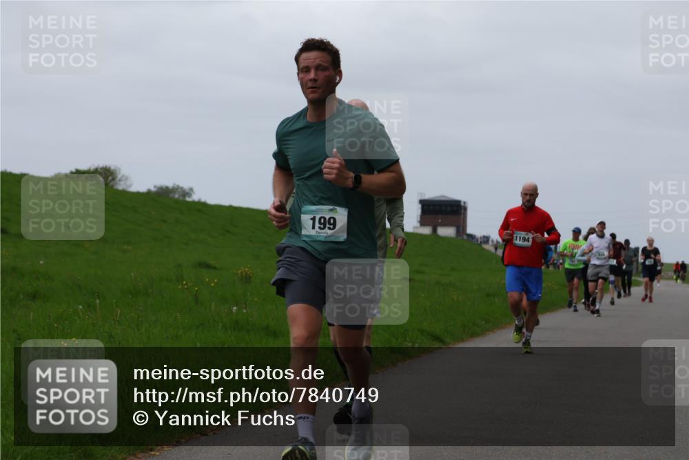 04.05.2025 - 8. Wedeler Halbmarathon Yannick Fuchs http://msf.ph/oto/7840749 04.05.2025 11:27:20 Laufen 199, 1194 meine-sportfotos.de