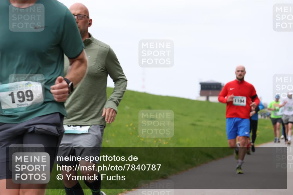 04.05.2025 - 8. Wedeler Halbmarathon Yannick Fuchs http://msf.ph/oto/7840787 04.05.2025 11:27:22 Laufen 199 meine-sportfotos.de