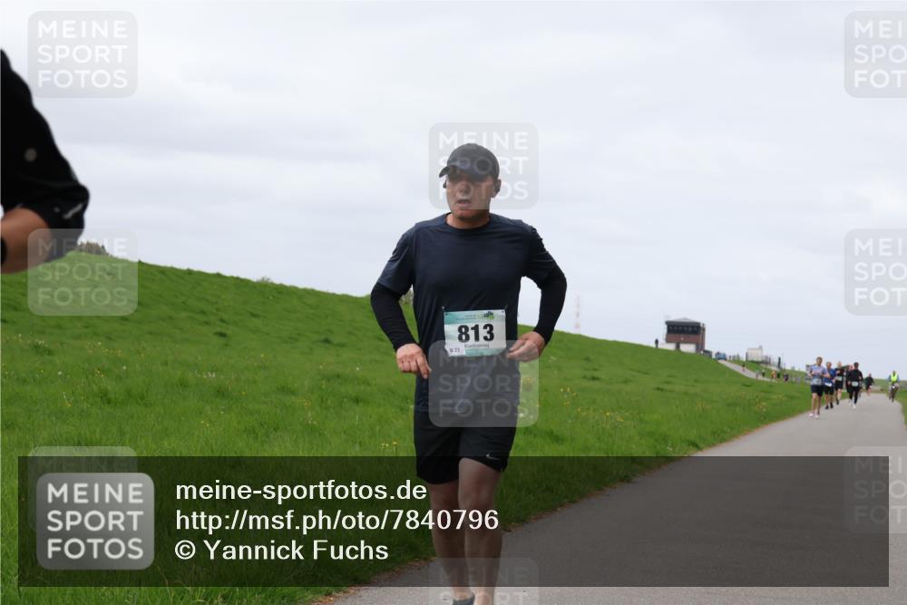 04.05.2025 - 8. Wedeler Halbmarathon Yannick Fuchs http://msf.ph/oto/7840796 04.05.2025 11:48:17 Laufen 23, 813 meine-sportfotos.de