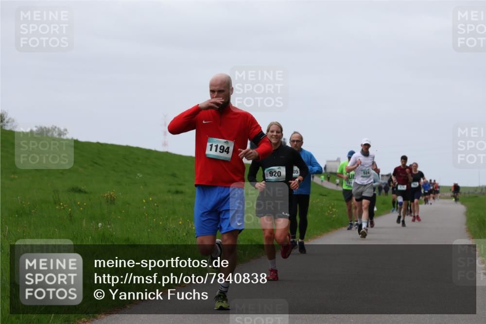 04.05.2025 - 8. Wedeler Halbmarathon Yannick Fuchs http://msf.ph/oto/7840838 04.05.2025 11:27:24 Laufen 1194, 920, 05, 524 meine-sportfotos.de