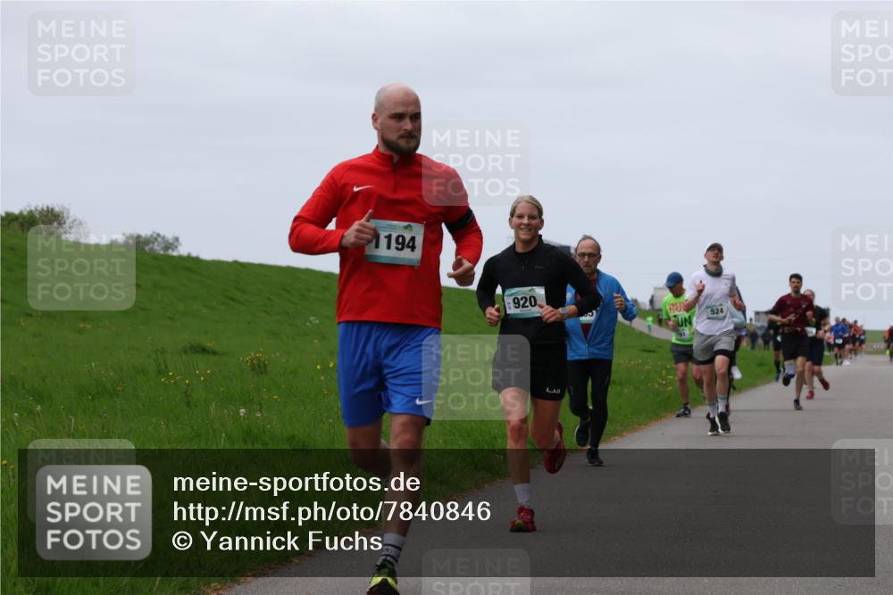 04.05.2025 - 8. Wedeler Halbmarathon Yannick Fuchs http://msf.ph/oto/7840846 04.05.2025 11:27:24 Laufen 1194, 920, 191, 524 meine-sportfotos.de