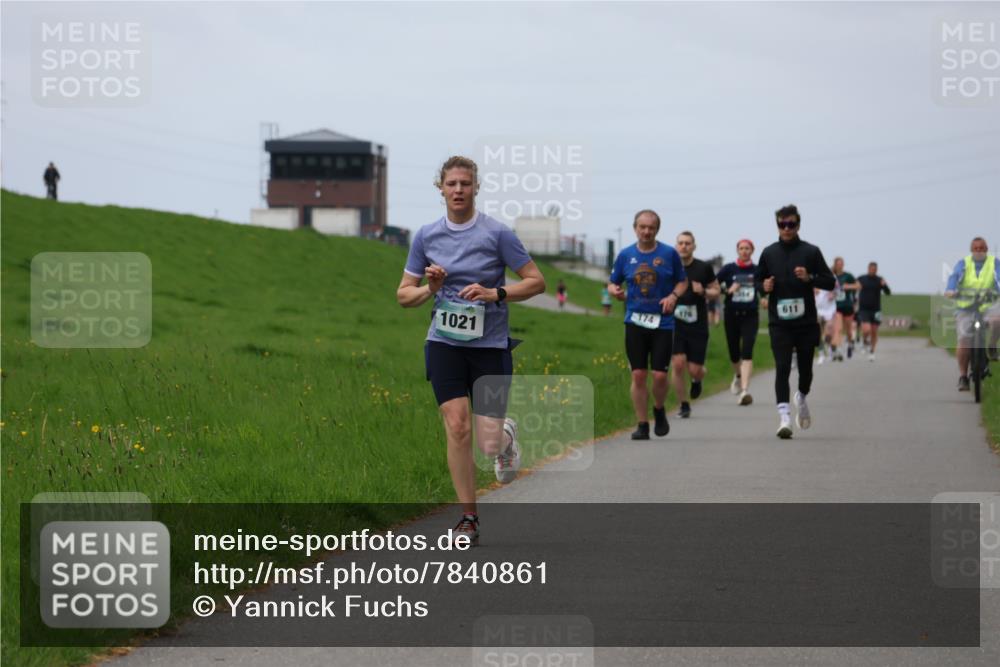 04.05.2025 - 8. Wedeler Halbmarathon Yannick Fuchs http://msf.ph/oto/7840861 04.05.2025 11:48:27 Laufen 611, 176, 174, 1021 meine-sportfotos.de