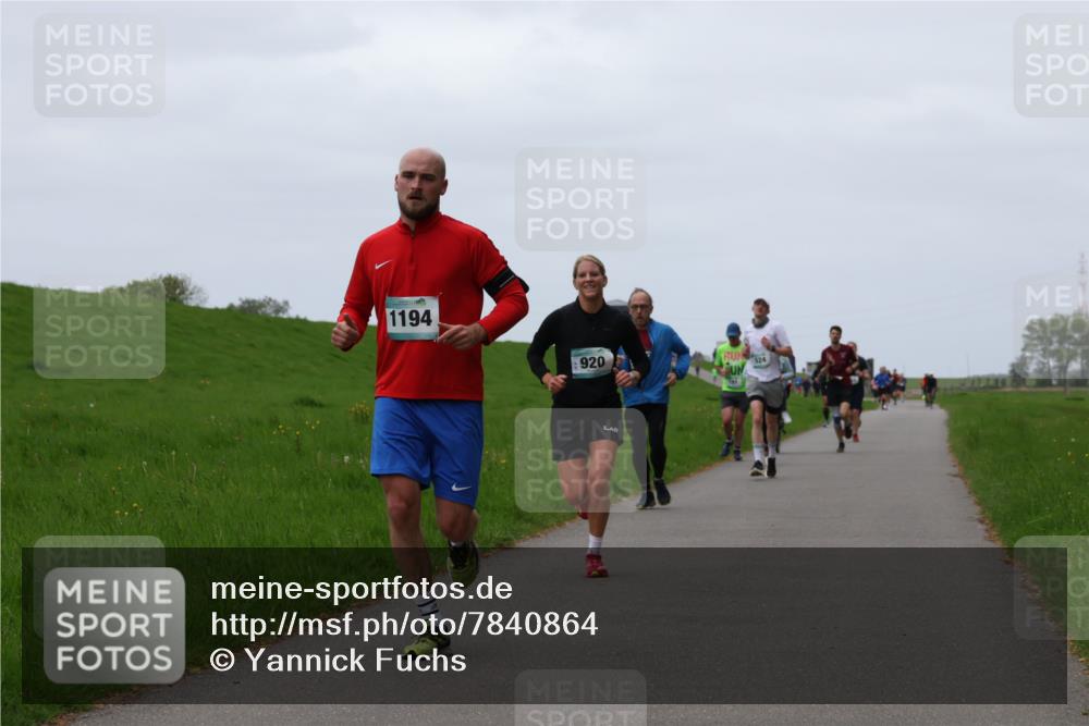 04.05.2025 - 8. Wedeler Halbmarathon Yannick Fuchs http://msf.ph/oto/7840864 04.05.2025 11:27:25 Laufen 1194, 920, 24 meine-sportfotos.de