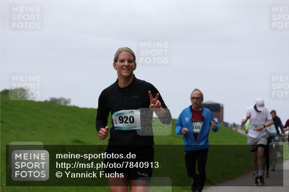 04.05.2025 - 8. Wedeler Halbmarathon Yannick Fuchs http://msf.ph/oto/7840913 04.05.2025 11:27:26 Laufen 920, 105 meine-sportfotos.de