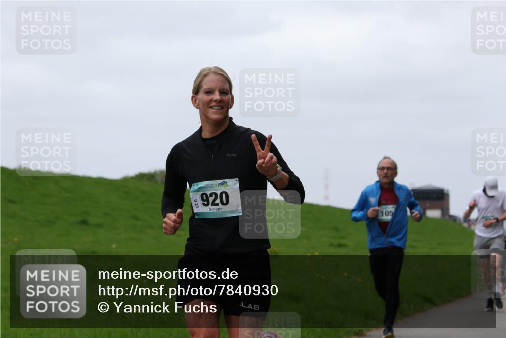 04.05.2025 - 8. Wedeler Halbmarathon Yannick Fuchs http://msf.ph/oto/7840930 04.05.2025 11:27:27 Laufen 920, 105, 20 meine-sportfotos.de