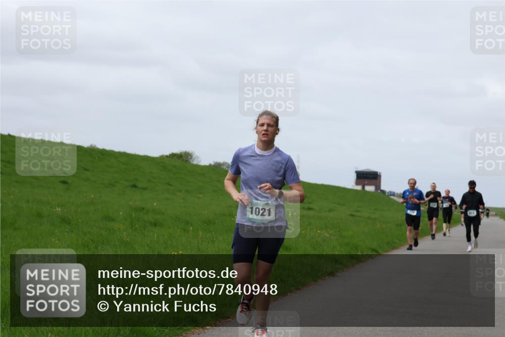 04.05.2025 - 8. Wedeler Halbmarathon Yannick Fuchs http://msf.ph/oto/7840948 04.05.2025 11:48:33 Laufen 1021, 174, 611 meine-sportfotos.de