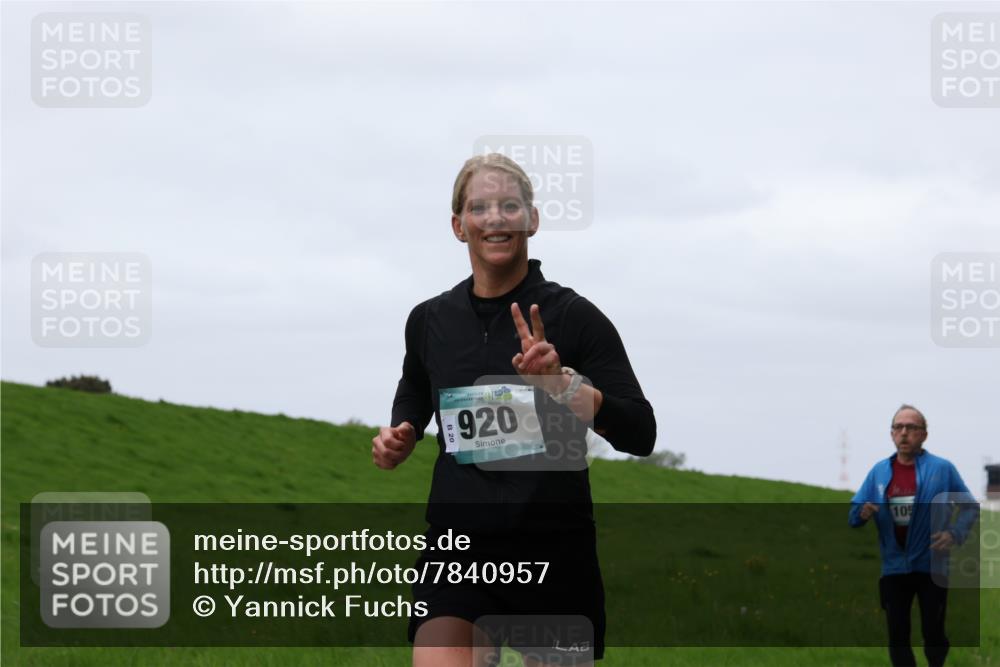 04.05.2025 - 8. Wedeler Halbmarathon Yannick Fuchs http://msf.ph/oto/7840957 04.05.2025 11:27:27 Laufen 920, 105 meine-sportfotos.de