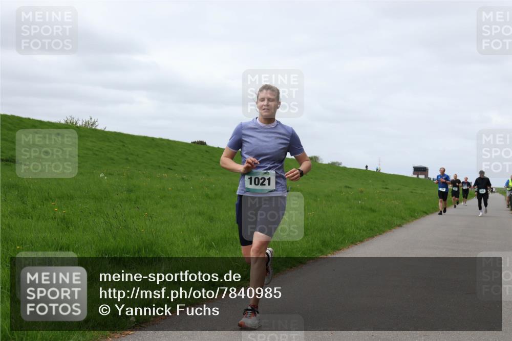 04.05.2025 - 8. Wedeler Halbmarathon Yannick Fuchs http://msf.ph/oto/7840985 04.05.2025 11:48:34 Laufen 1021, 1174 meine-sportfotos.de