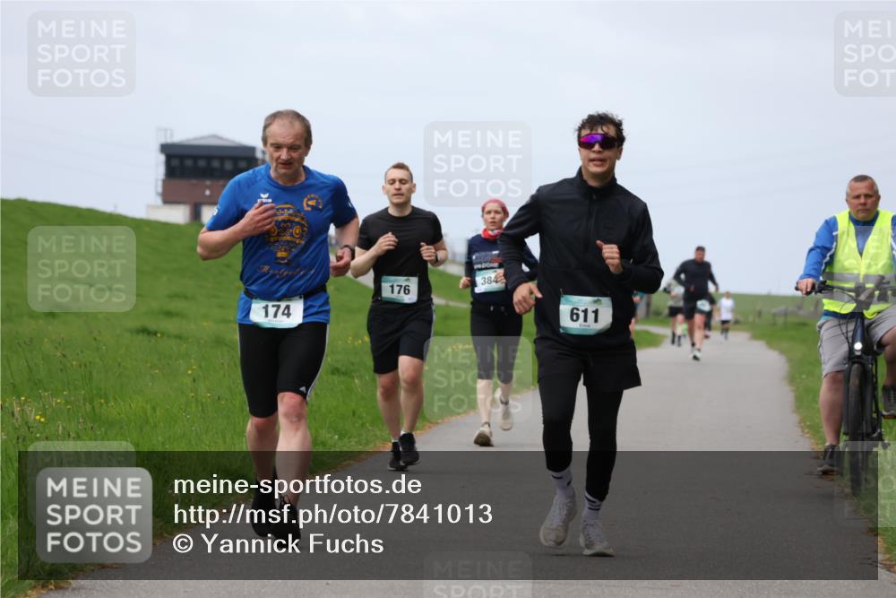 04.05.2025 - 8. Wedeler Halbmarathon Yannick Fuchs http://msf.ph/oto/7841013 04.05.2025 11:48:36 Laufen 384, 176, 174, 611 meine-sportfotos.de
