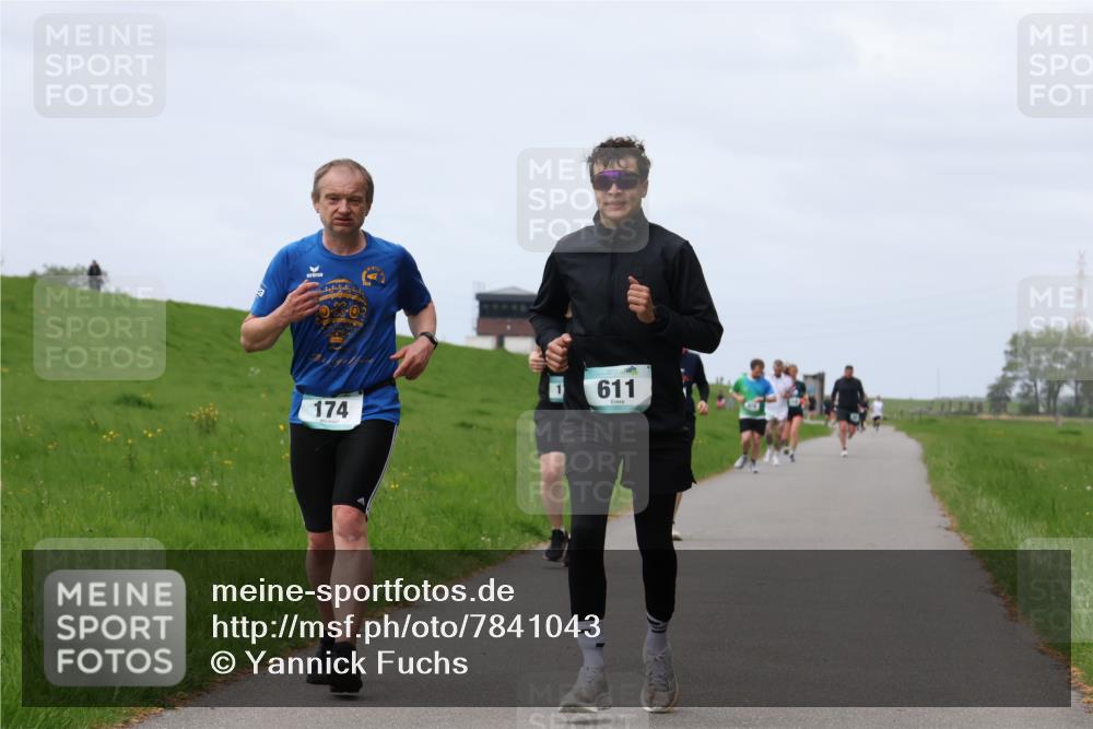 04.05.2025 - 8. Wedeler Halbmarathon Yannick Fuchs http://msf.ph/oto/7841043 04.05.2025 11:48:40 Laufen 174, 611 meine-sportfotos.de