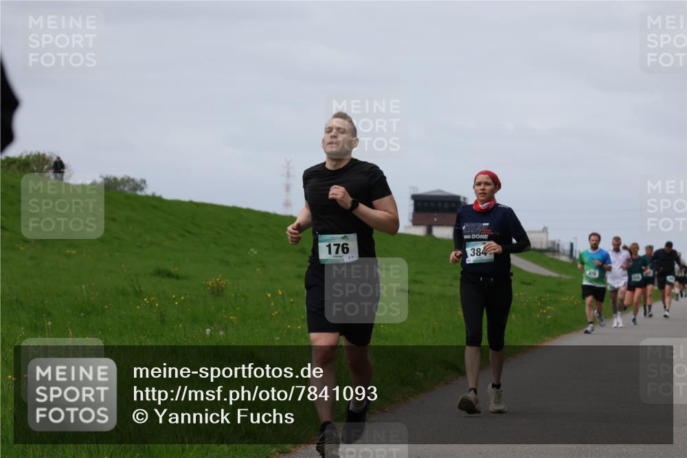 04.05.2025 - 8. Wedeler Halbmarathon Yannick Fuchs http://msf.ph/oto/7841093 04.05.2025 11:48:43 Laufen 176, 7, 384, 479 meine-sportfotos.de