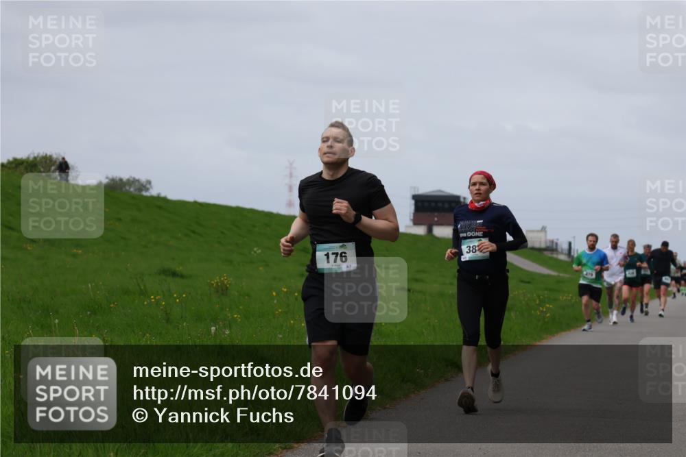 04.05.2025 - 8. Wedeler Halbmarathon Yannick Fuchs http://msf.ph/oto/7841094 04.05.2025 11:48:43 Laufen 176, 7, 38, 479 meine-sportfotos.de