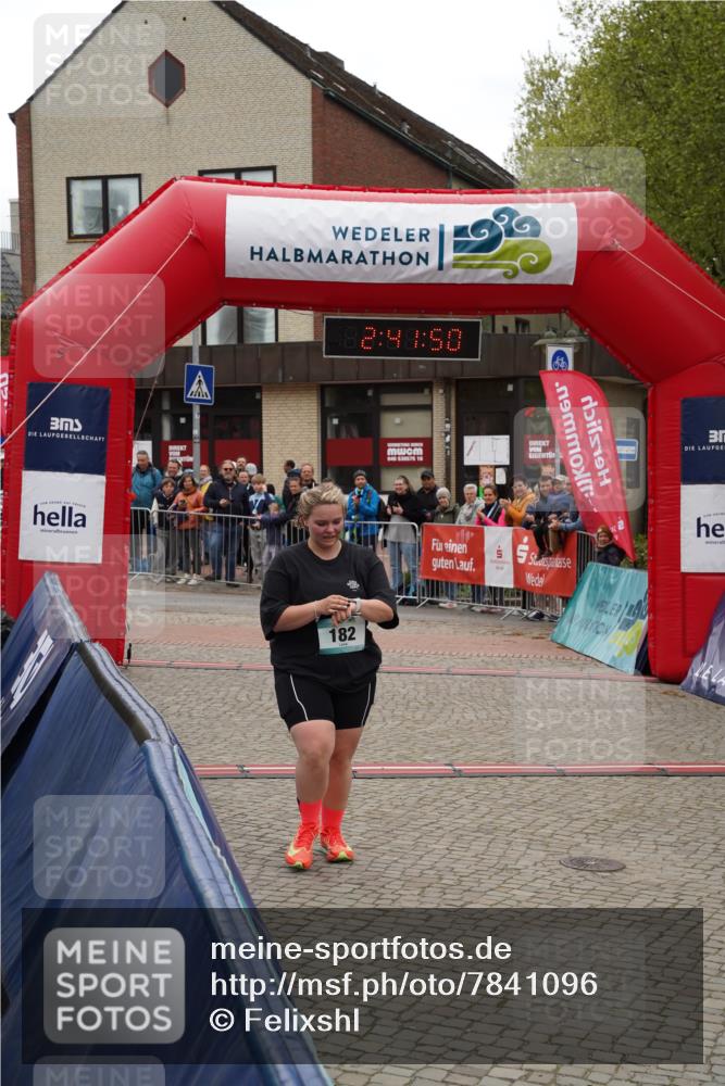 04.05.2025 - 8. Wedeler Halbmarathon Felixshl http://msf.ph/oto/7841096 04.05.2025 12:41:48 Ziel 182 meine-sportfotos.de