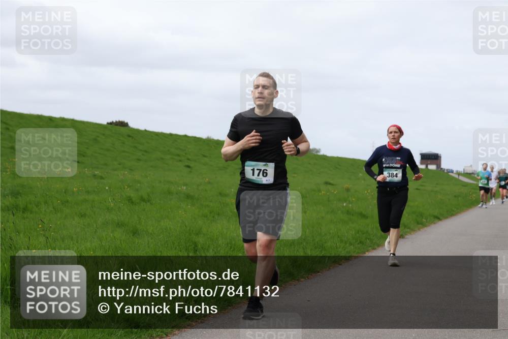 04.05.2025 - 8. Wedeler Halbmarathon Yannick Fuchs http://msf.ph/oto/7841132 04.05.2025 11:48:46 Laufen 384, 176 meine-sportfotos.de