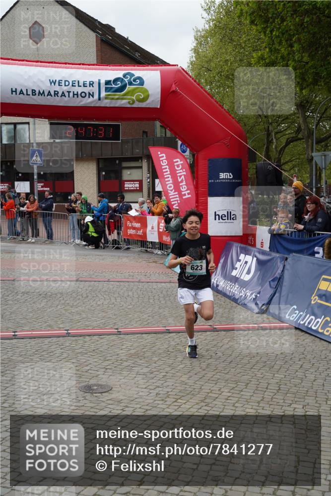 04.05.2025 - 8. Wedeler Halbmarathon Felixshl http://msf.ph/oto/7841277 04.05.2025 12:47:29 Ziel 623 meine-sportfotos.de